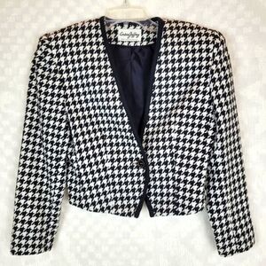 Carissa Jeffrey black and white houndstooth lined cropped blazer shoulder pads 6